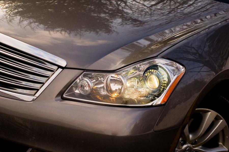  Infiniti M35 2009 года  (фото 41 из 42)